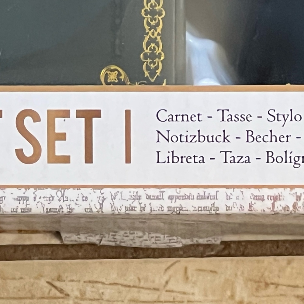 New In Box Harry Potter Gift Set. - Picture 5 of 6
